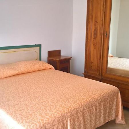 Suite Fronte Spiaggia - 50M Dalla Spiaggia Trapani Exterior foto