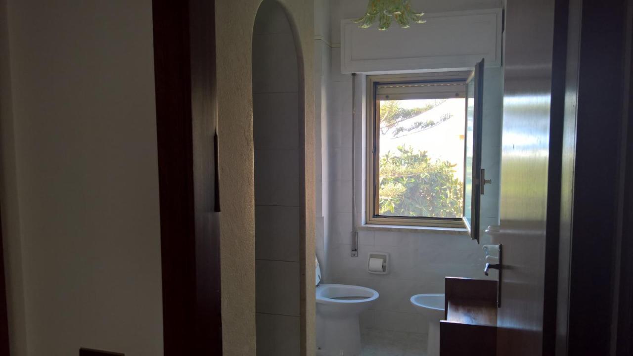 Suite Fronte Spiaggia - 50M Dalla Spiaggia Trapani Exterior foto